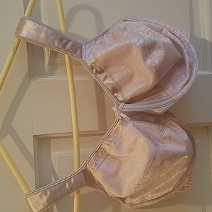 Bali Satin Tracings Minimizer 36G